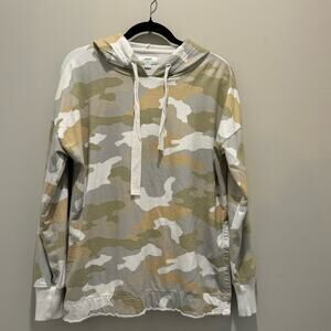 Aerie Women’s Small Lightweight Pullover Hoodie Camo Loungewear Activewear